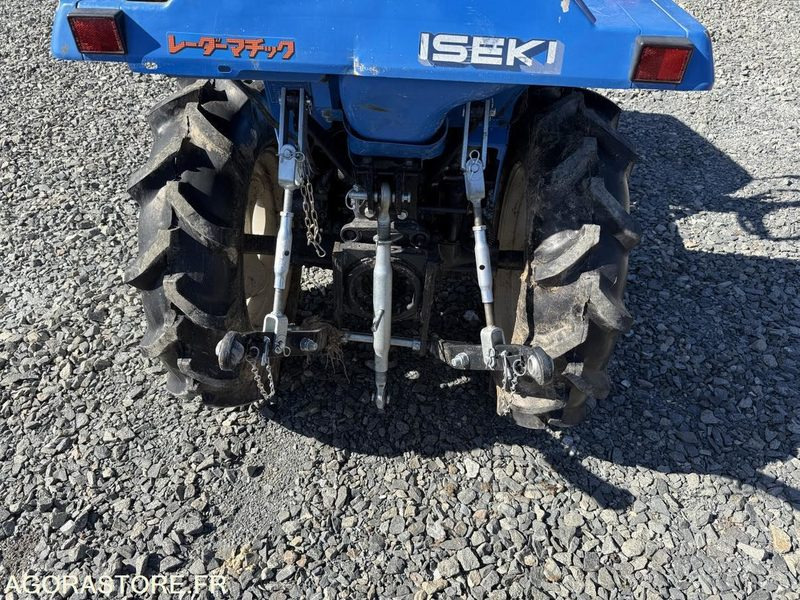 Micro tracteur iseki 157 , 16CV 4x4 3 cylindres , direction assistée - Trator: foto 3 Micro tracteur iseki 157 , 16CV 4x4 3 cylindres , direction assistée - Trator: foto 3
