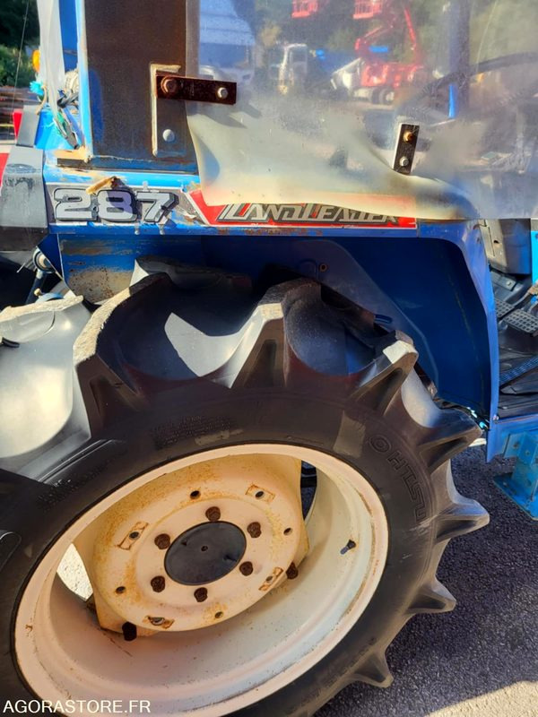 Micro tracteur iseki ta287 - Trator: foto 5 Micro tracteur iseki ta287 - Trator: foto 5