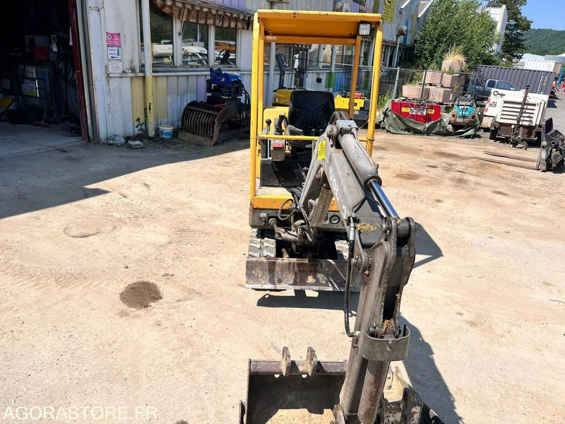 Mini-pelle Volvo EC15 B XT 1,5T - Année 2004 - 2290 heures - Mini escavadeira: foto 5 Mini-pelle Volvo EC15 B XT 1,5T - Année 2004 - 2290 heures - Mini escavadeira: foto 5