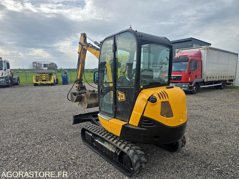 Minipelle JCB 8026 CTS - 2020 - avec remorque 3T - Escavadeira: foto 4 Minipelle JCB 8026 CTS - 2020 - avec remorque 3T - Escavadeira: foto 4