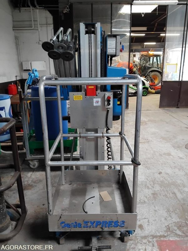 Monte charge - Ferramenta/ Equipamento: foto 1 Monte charge - Ferramenta/ Equipamento: foto 1