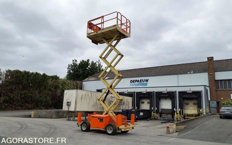 Nacelle DIESEL JLG 260MRT - Plataforma aérea: foto 1 Nacelle DIESEL JLG 260MRT - Plataforma aérea: foto 1