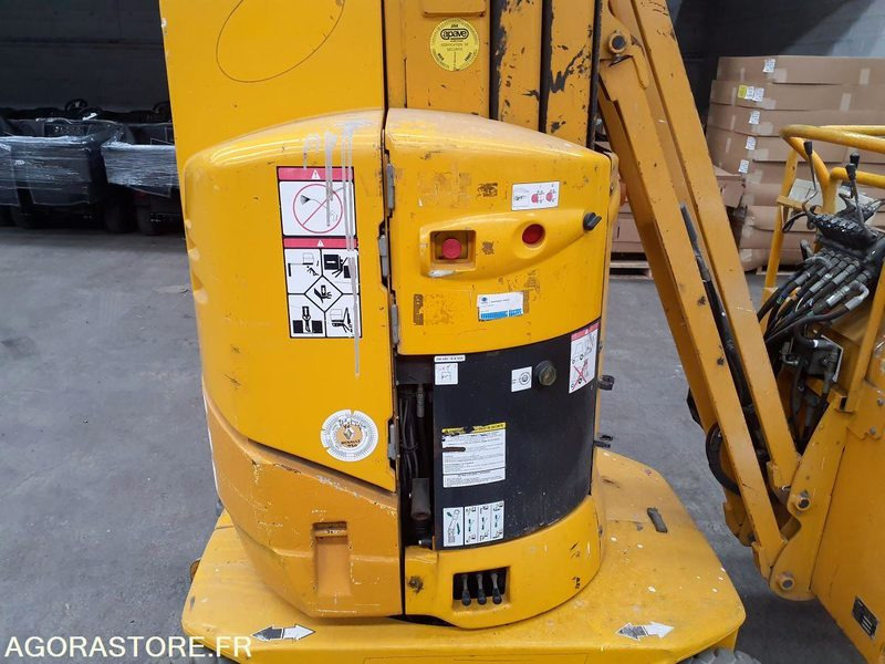 Nacelles à mât vertical GROVE TOUCAN 861 - Plataforma aérea: foto 2 Nacelles à mât vertical GROVE TOUCAN 861 - Plataforma aérea: foto 2