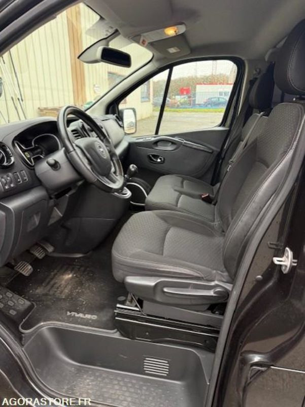 OPEL VIVARO MINIBUS - Minibus, Furgão de passageiros: foto 4 OPEL VIVARO MINIBUS - Minibus, Furgão de passageiros: foto 4