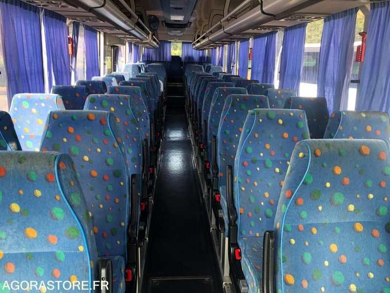 IRISBUS ARES 2003 352066 kms - Ônibus: foto 2 IRISBUS ARES 2003 352066 kms - Ônibus: foto 2