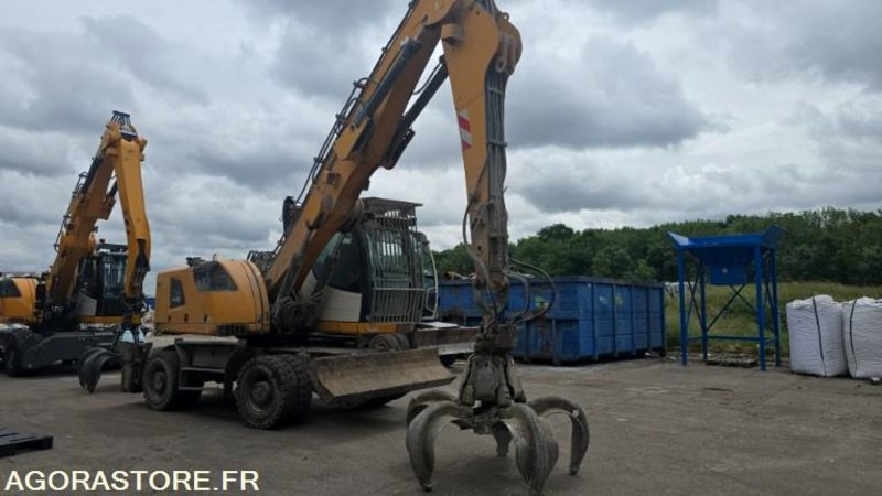 PELLE DE MANUTENTION SUR ROUE - LH22M LITRONIC LIEBHERR - 2017 / 12 053 HEURES - Escavadeira: foto 3 PELLE DE MANUTENTION SUR ROUE - LH22M LITRONIC LIEBHERR - 2017 / 12 053 HEURES - Escavadeira: foto 3