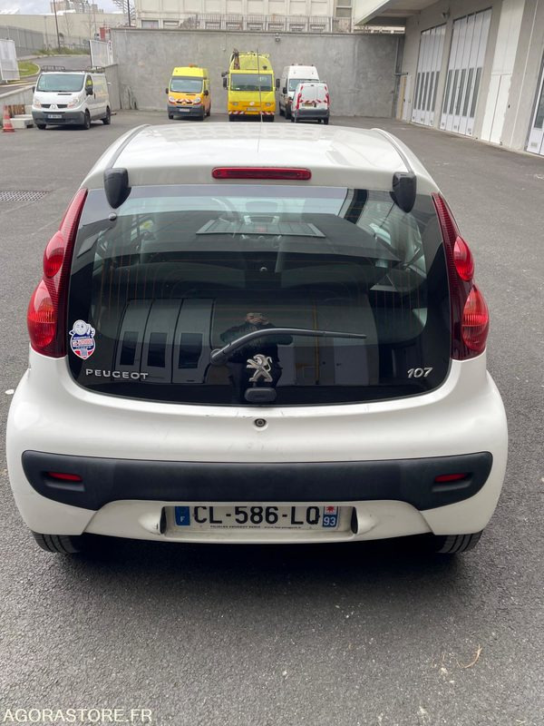 PEUGEOT 107 CL-586-LQ - Automóvel: foto 3 PEUGEOT 107 CL-586-LQ - Automóvel: foto 3