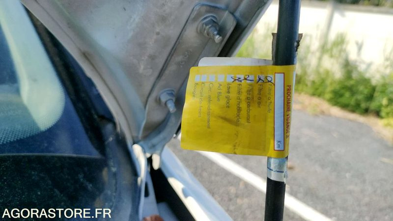 Automóvel PEUGEOT 206 - 2005 - 142538kms: foto 6