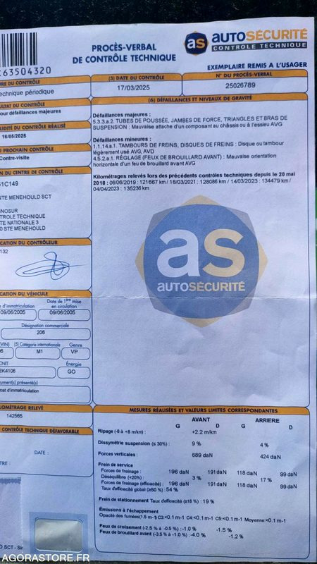 Automóvel PEUGEOT 206  - 2005 - 142613kms: foto 16