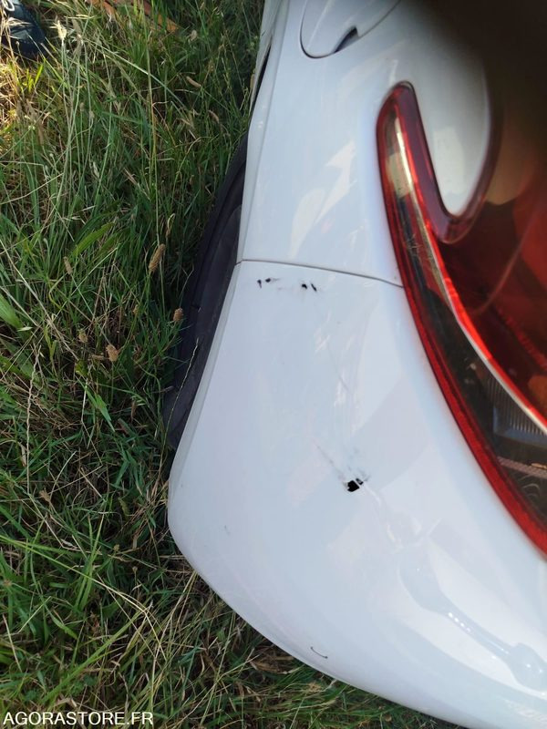PEUGEOT 208 - 2019 - 232606 KM - Automóvel: foto 5 PEUGEOT 208 - 2019 - 232606 KM - Automóvel: foto 5