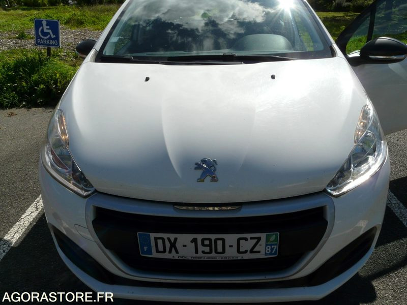 PEUGEOT 208 DX190CZ - Automóvel: foto 1 PEUGEOT 208 DX190CZ - Automóvel: foto 1