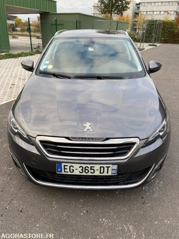 PEUGEOT 308SW - 2016 - 172000 KM - Carrinha: foto 2 PEUGEOT 308SW - 2016 - 172000 KM - Carrinha: foto 2