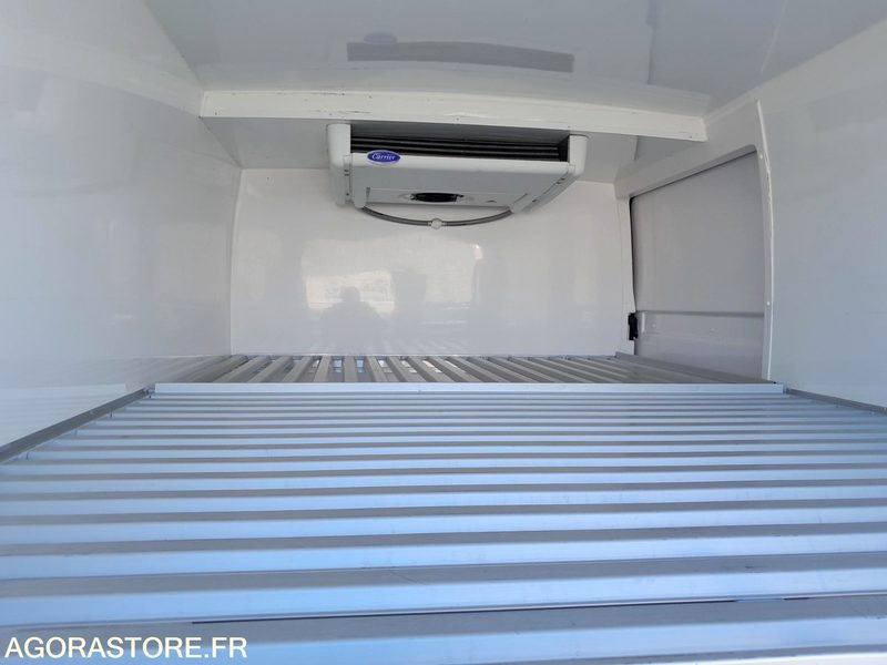 PEUGEOT BOXER FRIGORIFIQUE - 2021 - 26748 km - Carrinha frigorífica: foto 5 PEUGEOT BOXER FRIGORIFIQUE - 2021 - 26748 km - Carrinha frigorífica: foto 5