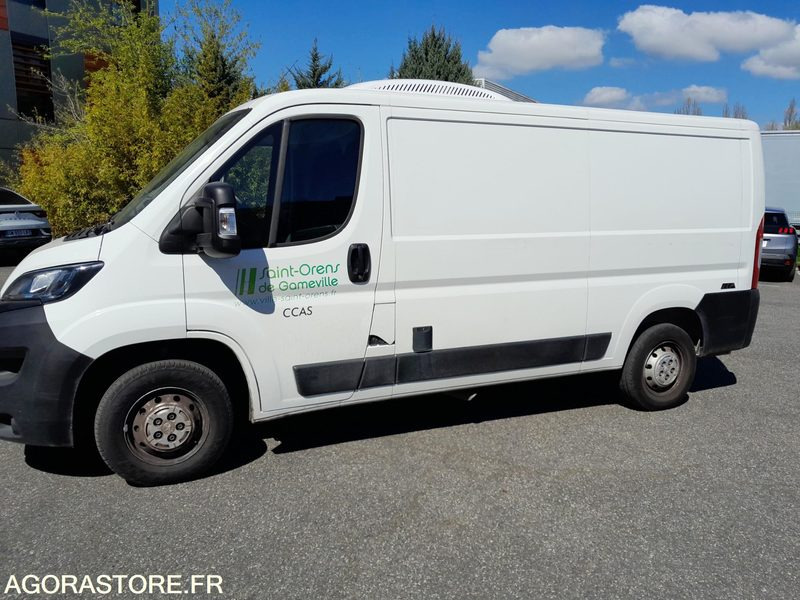 PEUGEOT BOXER FRIGORIFIQUE - 2021 - 26748 km - Carrinha frigorífica: foto 1 PEUGEOT BOXER FRIGORIFIQUE - 2021 - 26748 km - Carrinha frigorífica: foto 1