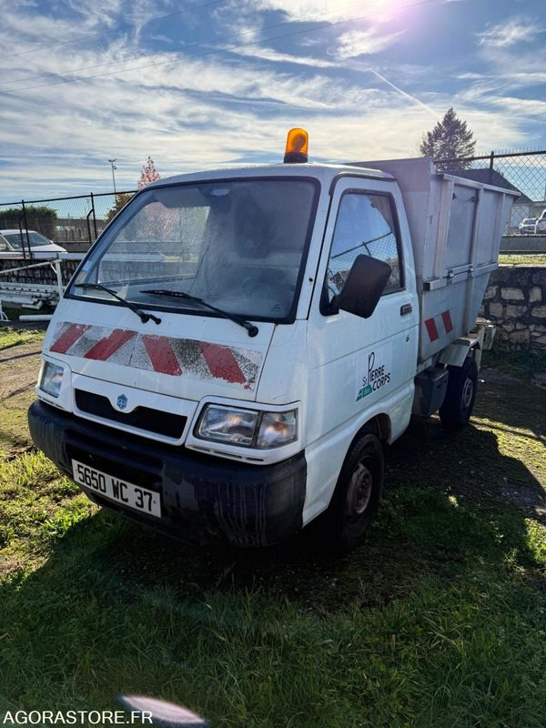 PIAGGIO PORTER - Carrinha basculante: foto 2 PIAGGIO PORTER - Carrinha basculante: foto 2