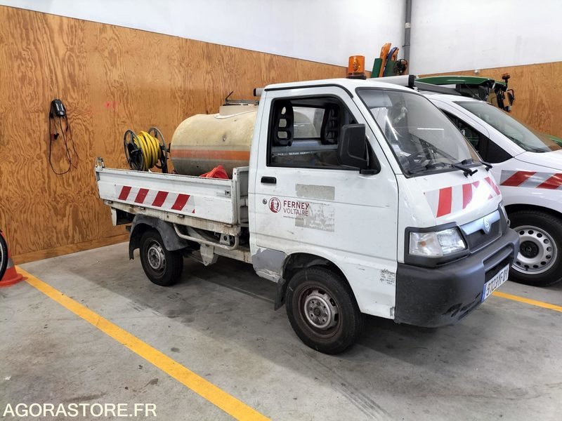PIAGGIO PORTER - Carrinha basculante: foto 1 PIAGGIO PORTER - Carrinha basculante: foto 1