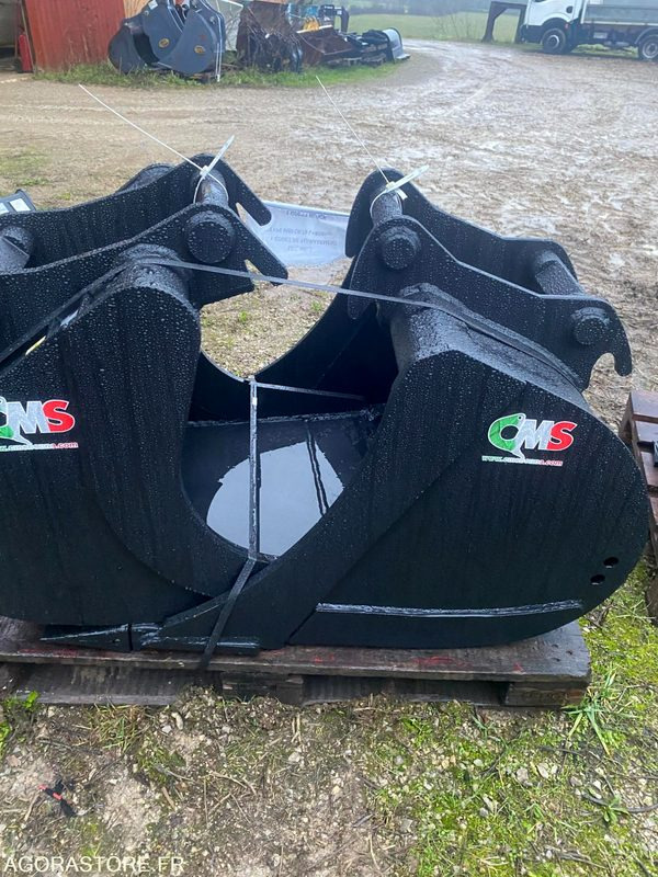 1 Godet 800mm CR70 NEUF - Peça de reposição para Máquina de construção: foto 1 1 Godet 800mm CR70 NEUF - Peça de reposição para Máquina de construção: foto 1