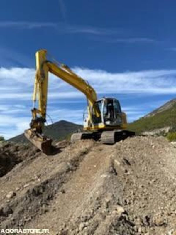 Pelle New Holland E135SR-1ES Diesel 2007 - Escavadora de rastos: foto 1 Pelle New Holland E135SR-1ES Diesel 2007 - Escavadora de rastos: foto 1