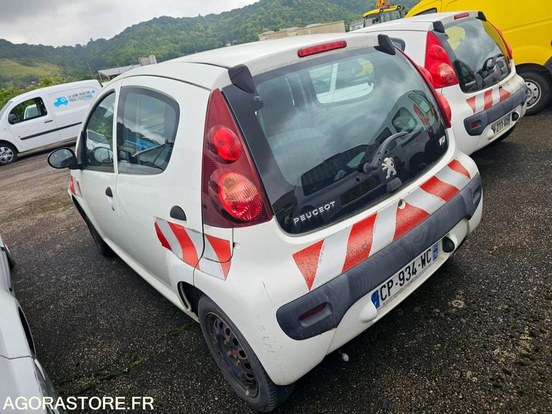 Peugeot 107 - 2013 - 202734km - CP934WC - Automóvel: foto 4 Peugeot 107 - 2013 - 202734km - CP934WC - Automóvel: foto 4