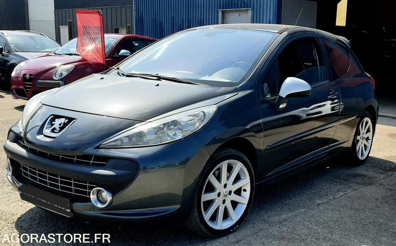 Peugeot 207 RC - Automóvel: foto 3 Peugeot 207 RC - Automóvel: foto 3