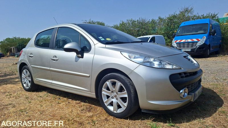 Peugeot 207 boite de vitesse automatique - 2008 - Automóvel: foto 1 Peugeot 207 boite de vitesse automatique - 2008 - Automóvel: foto 1