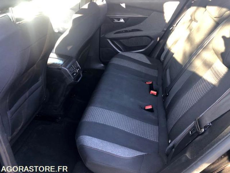 Peugeot 3008 BlueHdi 120 S&S Allure Business BOITE AUTO EAT8 - Courroie faite - Automóvel: foto 5 Peugeot 3008 BlueHdi 120 S&S Allure Business BOITE AUTO EAT8 - Courroie faite - Automóvel: foto 5