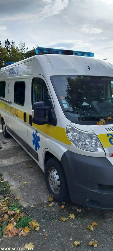 Peugeot BOXER, 3L HDI, 2012, 329317 kms, moteur 63435kms - Ambulância: foto 2 Peugeot BOXER, 3L HDI, 2012, 329317 kms, moteur 63435kms - Ambulância: foto 2