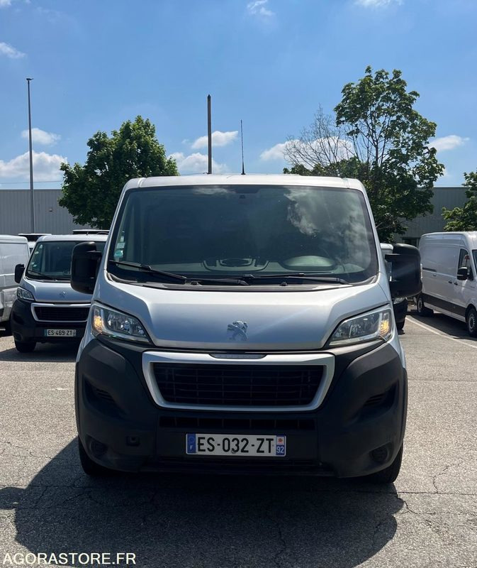 Peugeot Boxer L1H2 330 L1H1 2L Bluehdi - 2017 - 139 950km - Carrinha frigorífica: foto 1 Peugeot Boxer L1H2 330 L1H1 2L Bluehdi - 2017 - 139 950km - Carrinha frigorífica: foto 1