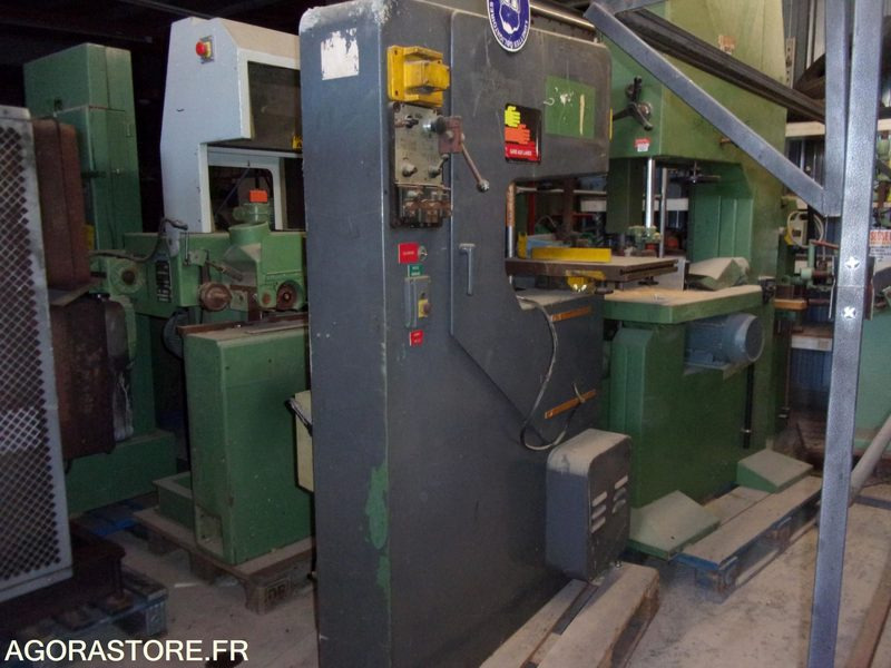 RARE SCIE a ruban verticale a métaux ULTRA - Serra de fita para metal: foto 3 RARE SCIE a ruban verticale a métaux ULTRA - Serra de fita para metal: foto 3