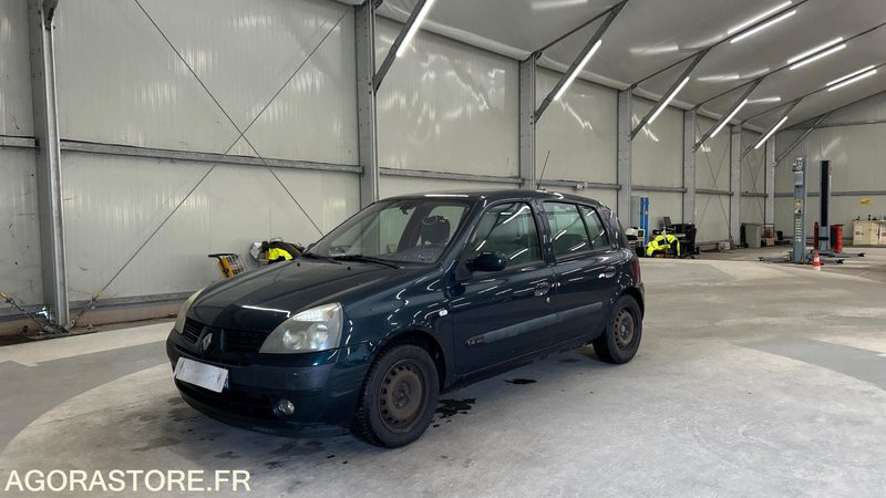 RENAULT-CLIO- 1.4-16V-EXTRÊME-ESSENCE-154073KMS - Automóvel: foto 1 RENAULT-CLIO- 1.4-16V-EXTRÊME-ESSENCE-154073KMS - Automóvel: foto 1