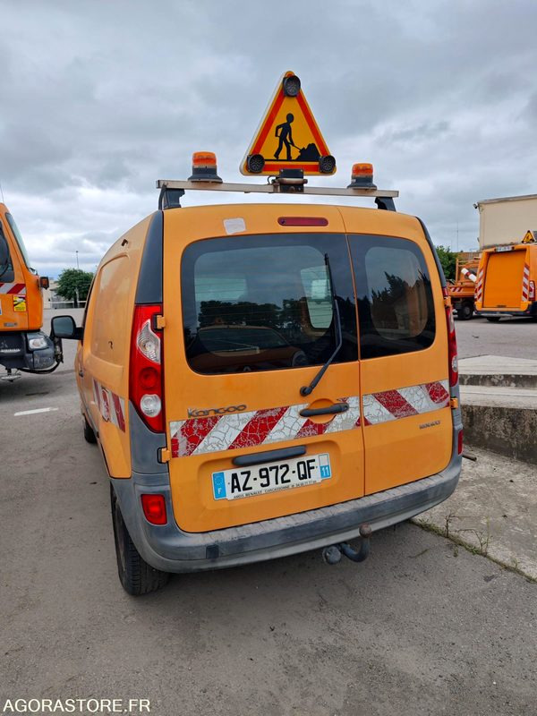 RENAULT KANGOO 1.5Dci - AZ-972-QF moteur tournant / véhicule roulant - Furgão compacto: foto 3 RENAULT KANGOO 1.5Dci - AZ-972-QF moteur tournant / véhicule roulant - Furgão compacto: foto 3