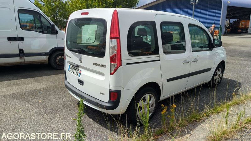 RENAULT KANGOO 172436kms - 2016 - Furgão compacto: foto 2 RENAULT KANGOO 172436kms - 2016 - Furgão compacto: foto 2