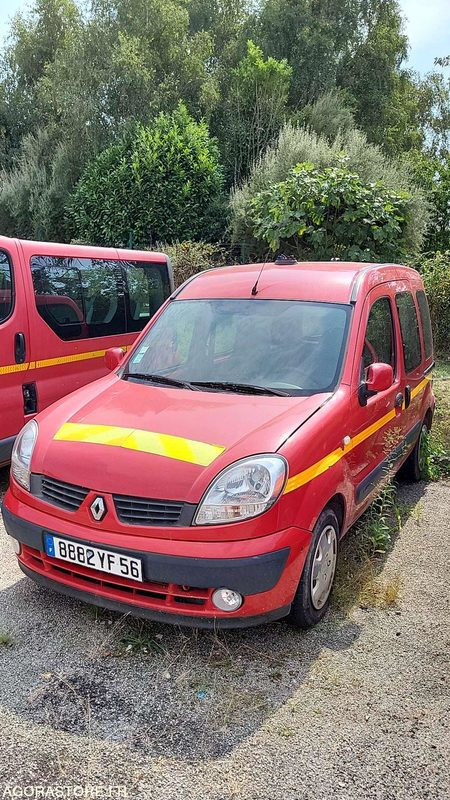 RENAULT KANGOO - 2006 - 219760 KM 8882YF56 - Furgão compacto: foto 2 RENAULT KANGOO - 2006 - 219760 KM 8882YF56 - Furgão compacto: foto 2