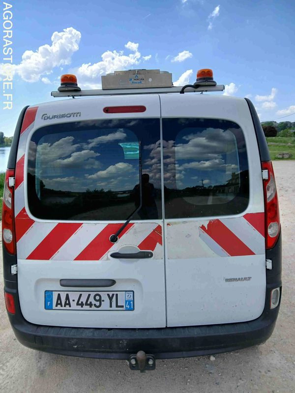 RENAULT KANGOO 231100KMS - 2009 - Furgão compacto: foto 4 RENAULT KANGOO 231100KMS - 2009 - Furgão compacto: foto 4