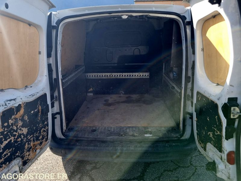 RENAULT - KANGOO EXPRESS GRAND CONFORT - 2018 / 254850KM (M23500) - Furgão compacto: foto 5 RENAULT - KANGOO EXPRESS GRAND CONFORT - 2018 / 254850KM (M23500) - Furgão compacto: foto 5