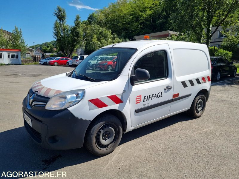 RENAULT - KANGOO EXPRESS GRAND CONFORT - 2018 / 254850KM (M23500) - Furgão compacto: foto 1 RENAULT - KANGOO EXPRESS GRAND CONFORT - 2018 / 254850KM (M23500) - Furgão compacto: foto 1