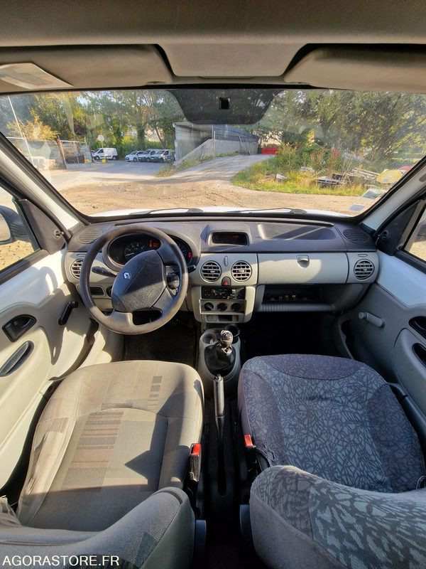 Furgão compacto RENAULT KANGOO - LOT N°1: foto 7 Furgão compacto RENAULT KANGOO - LOT N°1: foto 7