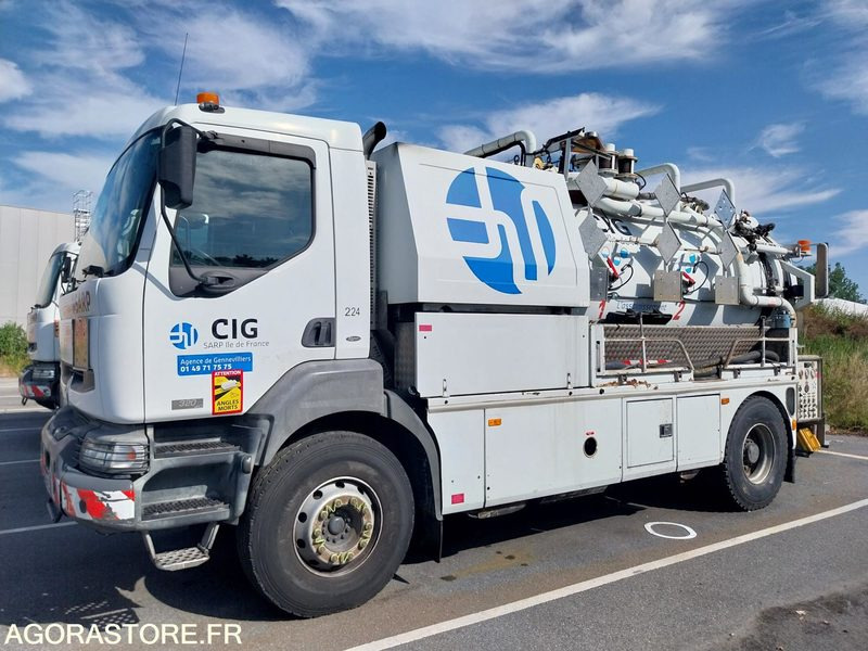 RENAULT Kerax 320 HUWER ADR 2002 (165000Km) ROULANT EXPORT UNIQUEMENT - Caminhão limpa fossa: foto 2 RENAULT Kerax 320 HUWER ADR 2002 (165000Km) ROULANT EXPORT UNIQUEMENT - Caminhão limpa fossa: foto 2