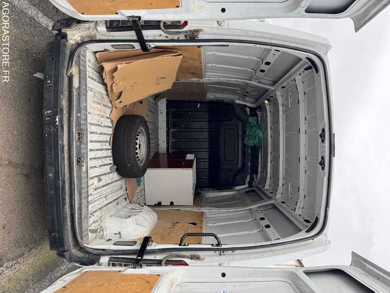 RENAULT MASTER 2.3 DCI 130CV 2021 - Furgão: foto 4 RENAULT MASTER 2.3 DCI 130CV 2021 - Furgão: foto 4