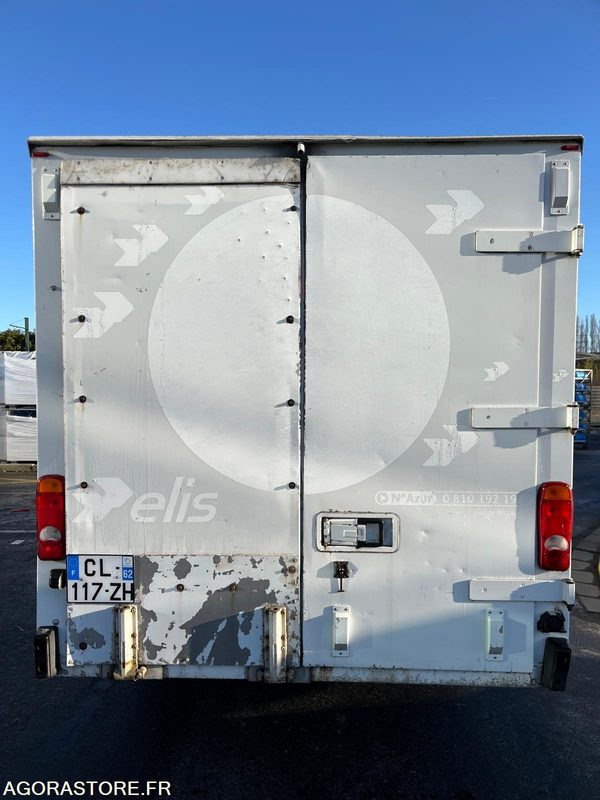 RENAULT - MASTER - 2012 - 364000 kms - Non roulant - Furgão: foto 3 RENAULT - MASTER - 2012 - 364000 kms - Non roulant - Furgão: foto 3