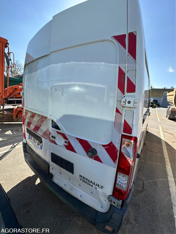 RENAULT - MASTER - 2013 / 262843 KM (P151054) - Furgão: foto 3 RENAULT - MASTER - 2013 / 262843 KM (P151054) - Furgão: foto 3