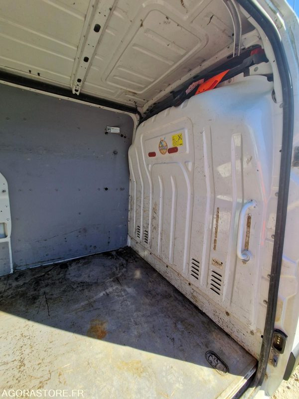 Furgão RENAULT MASTER- BY119KX - 2011 / 342 014 KM: foto 7