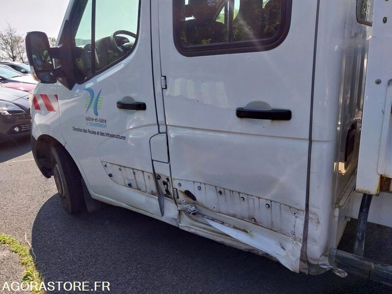 RENAULT MASTER DOUBLE CABINE TRIBENNE DIESEL 110 CH - Carrinha basculante: foto 2 RENAULT MASTER DOUBLE CABINE TRIBENNE DIESEL 110 CH - Carrinha basculante: foto 2