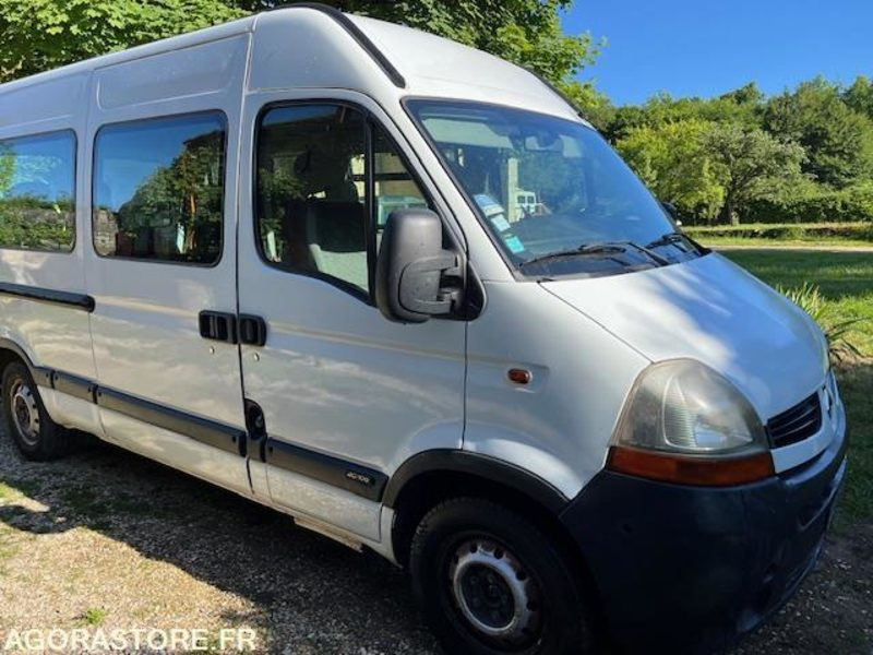 RENAULT MASTER TPMR 2.2l DCI - Minibus, Furgão de passageiros: foto 1 RENAULT MASTER TPMR 2.2l DCI - Minibus, Furgão de passageiros: foto 1