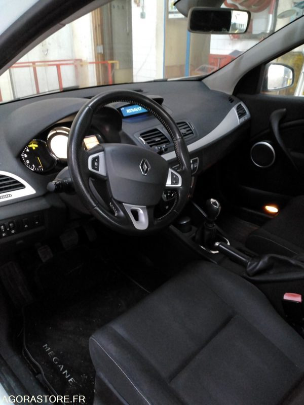 RENAULT MEGANE DIESEL - Automóvel: foto 5 RENAULT MEGANE DIESEL - Automóvel: foto 5