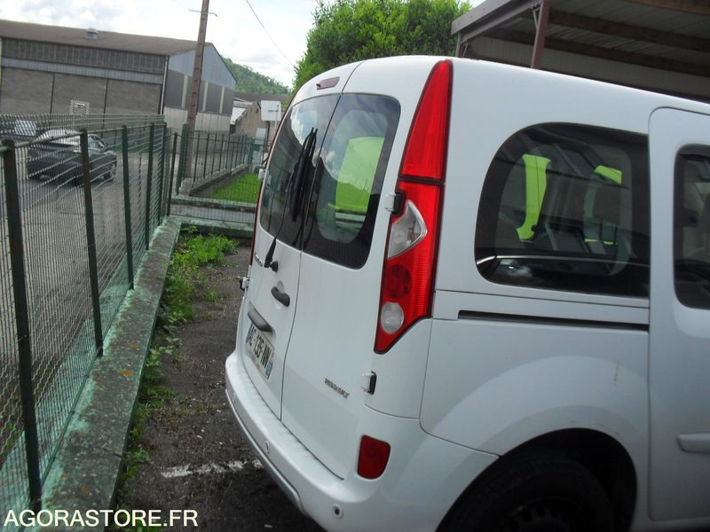 RENAULT NEW KANGOO - Automóvel: foto 4 RENAULT NEW KANGOO - Automóvel: foto 4