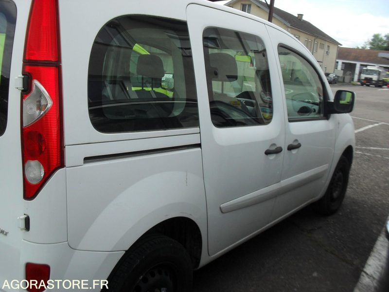 RENAULT NEW KANGOO - Automóvel: foto 3 RENAULT NEW KANGOO - Automóvel: foto 3