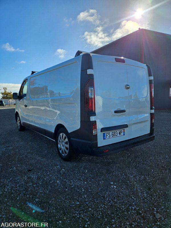 RENAULT TRAFIC 2.0 DCI 120 L2H1 - 2020 - 67800km - Furgão: foto 5 RENAULT TRAFIC 2.0 DCI 120 L2H1 - 2020 - 67800km - Furgão: foto 5