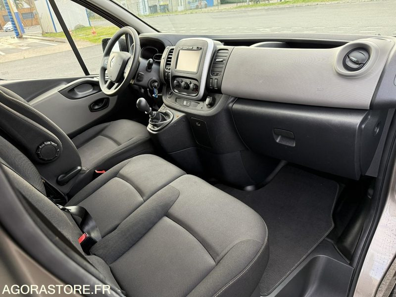 Minibus, Furgão de passageiros RENAULT TRAFIC - 2016 - 229166km - ED-682-NH: foto 7