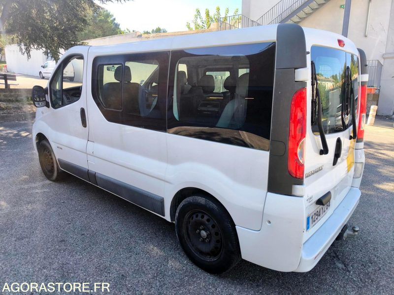 RENAULT TRAFIC MINI BUS BVA - Minibus, Furgão de passageiros: foto 4 RENAULT TRAFIC MINI BUS BVA - Minibus, Furgão de passageiros: foto 4